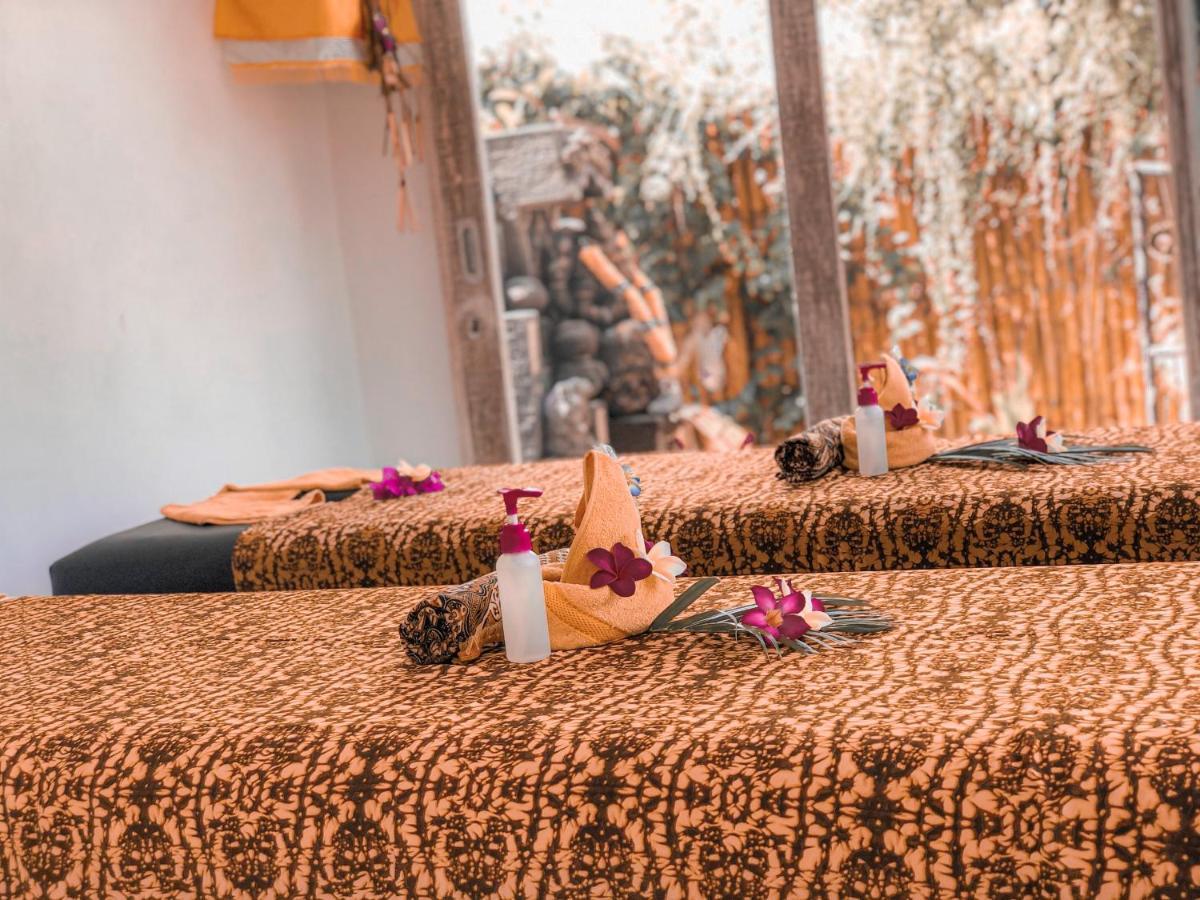 Auora Guest House Lembongan Esterno foto